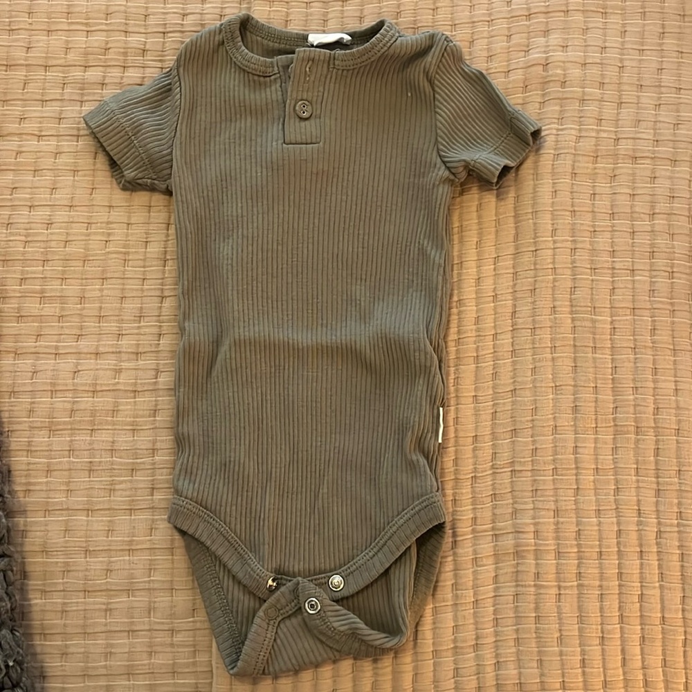 Jamie Kay Organic Essentials Short Sleeve Bodysuit - NEW